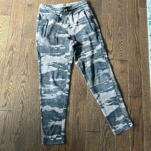 Gap Fit Tech Joggers